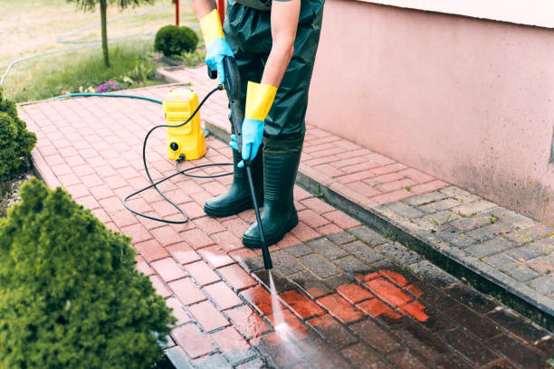 Best Pressure Washing Services for Businesses  in Dodge City, KS